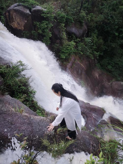 2025新澳门天天开好彩.和长沙暴雨楼梯变瀑布与长沙暴雨楼梯变瀑布事件