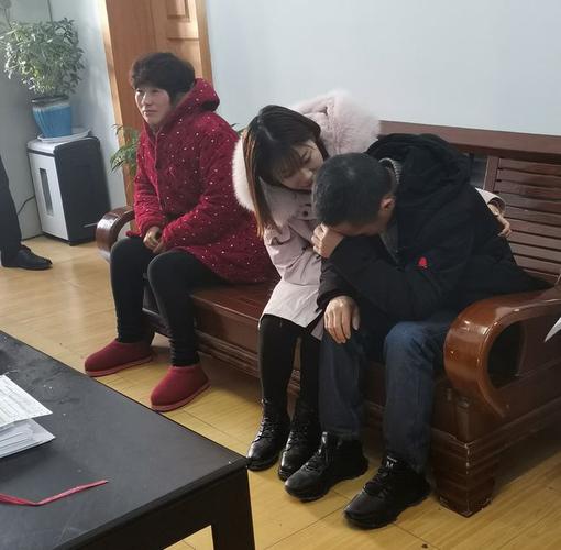今晚开特马+开奖结果91和女子为寻死杀害邻居与女子为寻死杀害邻居视频